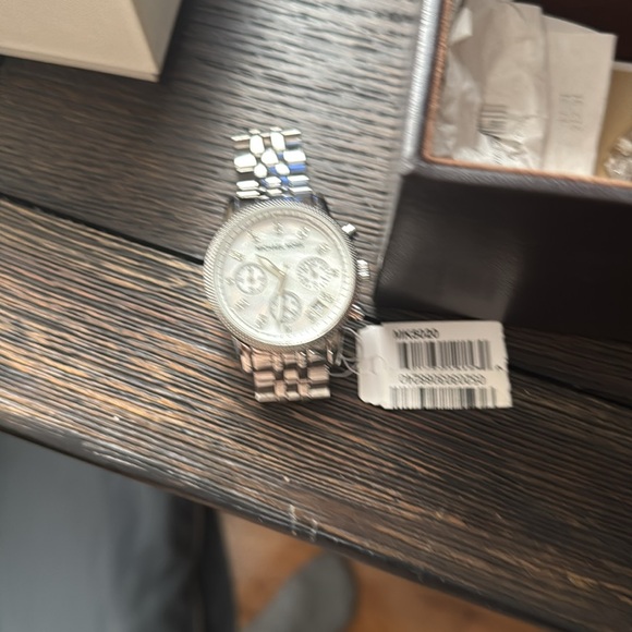 Michael Kors mk5020 - Picture 2 of 5